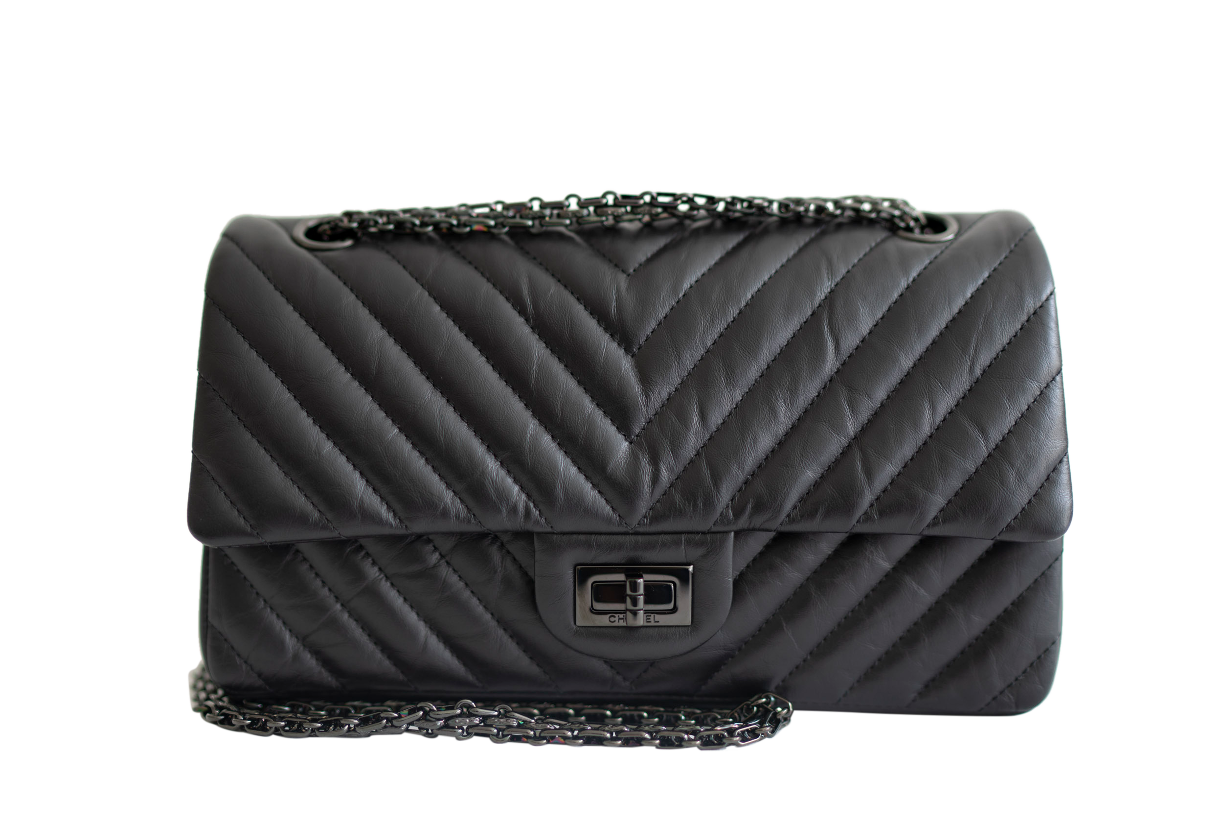 Vanity Chanel Vanity en osier et cuir noir  Owned 1990 Medium Chevron  Double Flap Shoulder Bag  Chanel Pre  WakeorthoShops