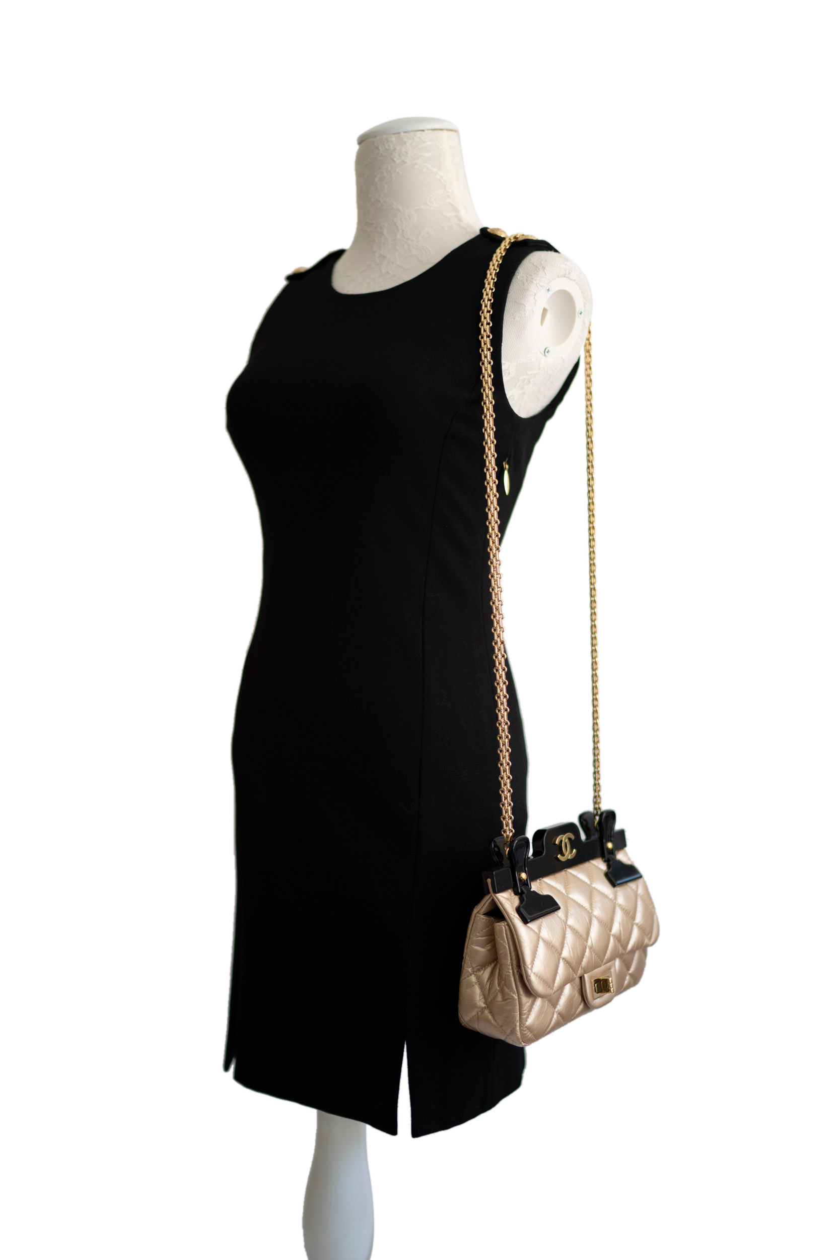 2.55 Reissue Hanger Mini Flap Bag - Image 4