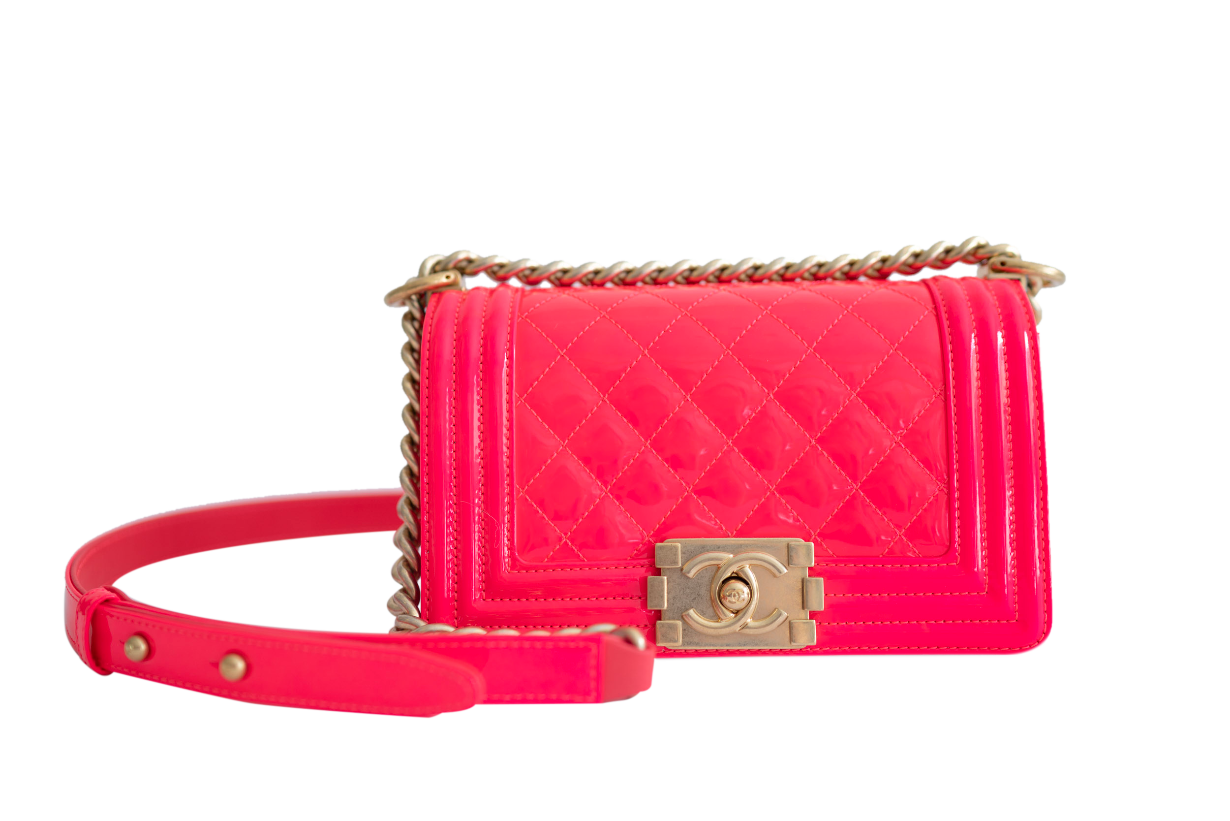 Rent Chanel Handbags  Small Boy Bag » Luxury Fashion Rentals