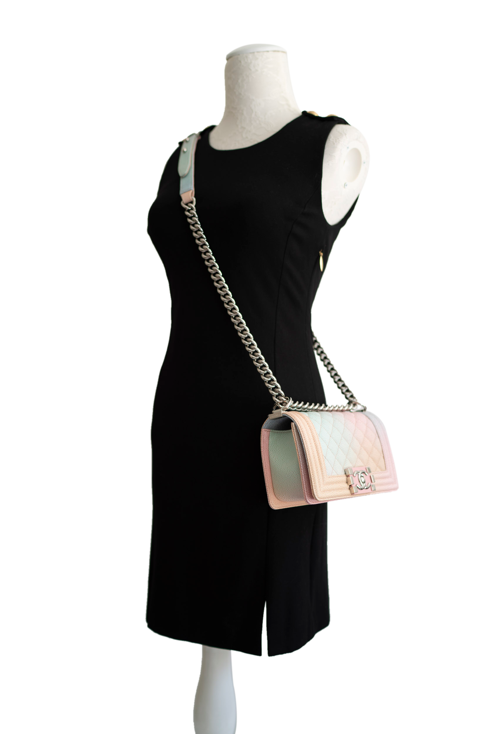 chanel-pastel-caviar-leather-small-boy-bag-5