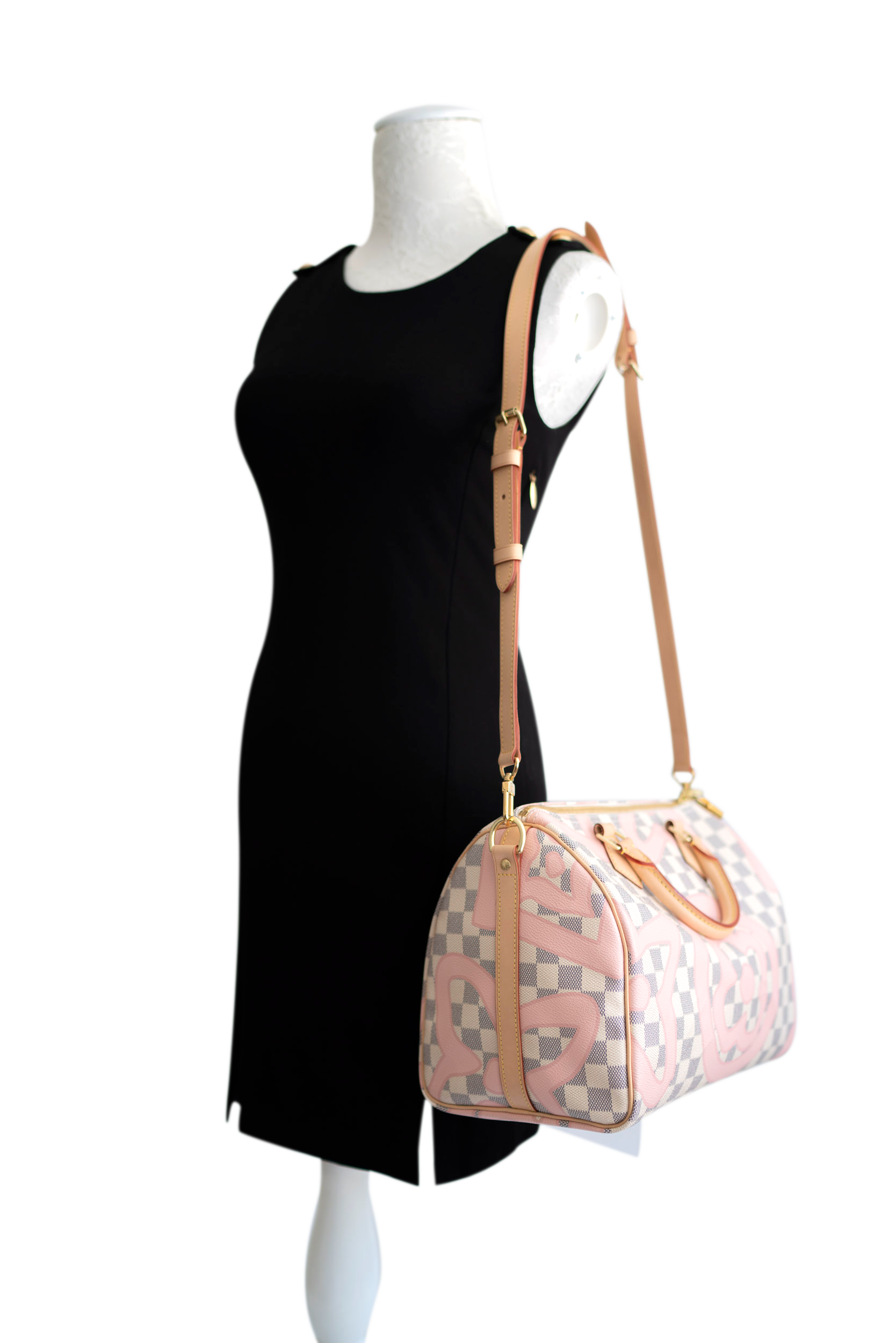 louis-vuitton-damier-azur-tahitienne-rose-ballerine-canvas-speedy-bandouliere-30-4